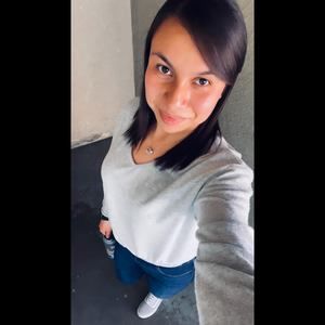 Meet your Posher, Marisol